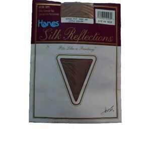 Hanes Silk Reflections Silky Sheer Sandalfoot Pantyhose Little Color Size AB New